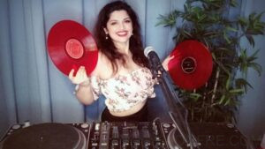 DJ-ARLENE-GOMEZ
