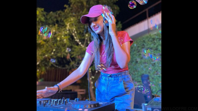 xr:d:DAFwxEBXnDQ:17,j:9108935792773127790,t:23101007 Dj KHYATZOO