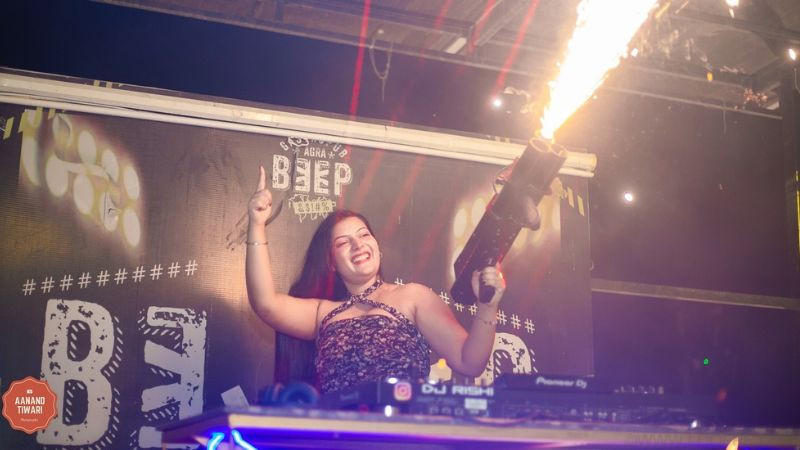 WhatsApp Image 2024-12-06 at 12.50.03 PM