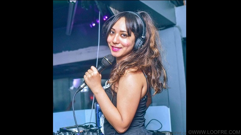 DJ Arpitaa DJ Arpitaa