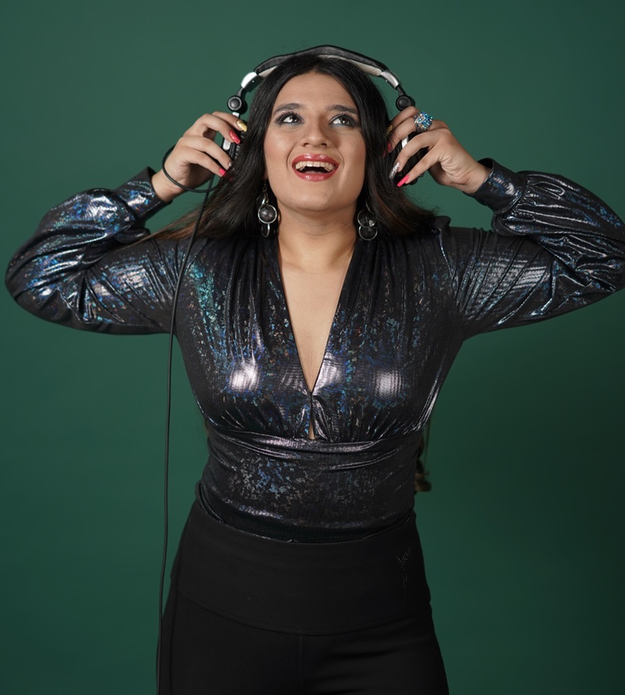 Dj Maurine