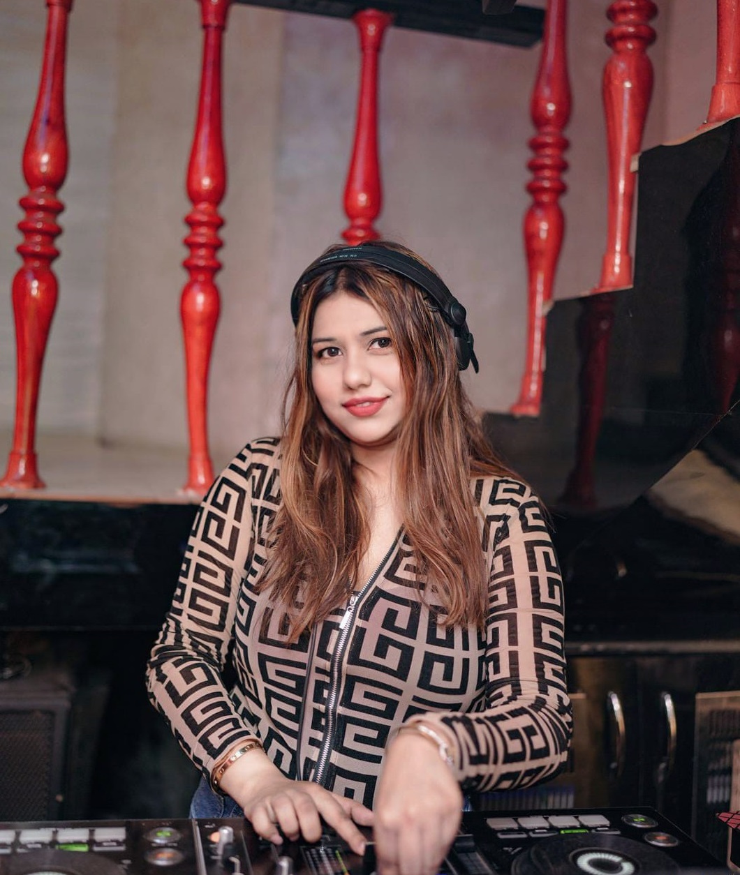 DJ ARSHI DJ ARSHI