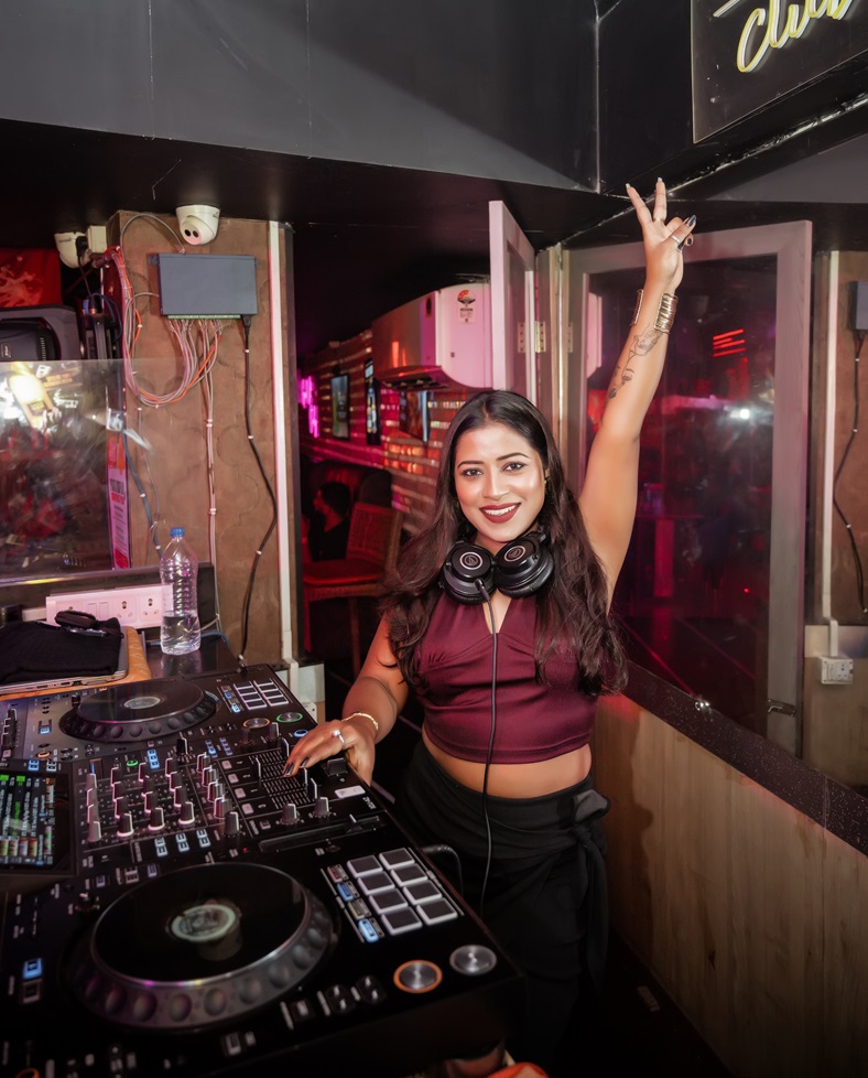 DJ Samayra