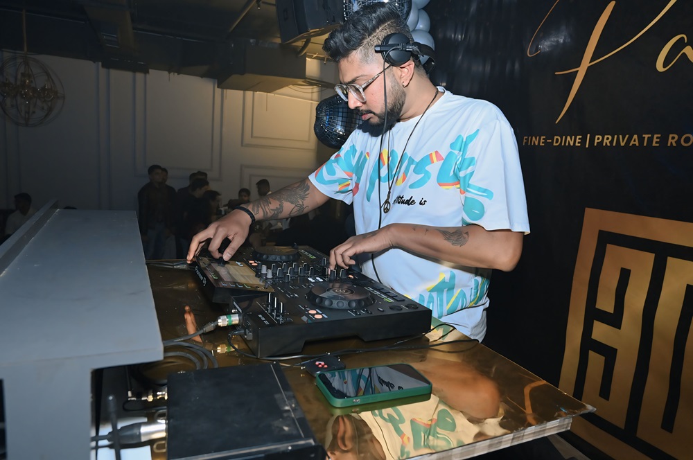 DJ Vicky