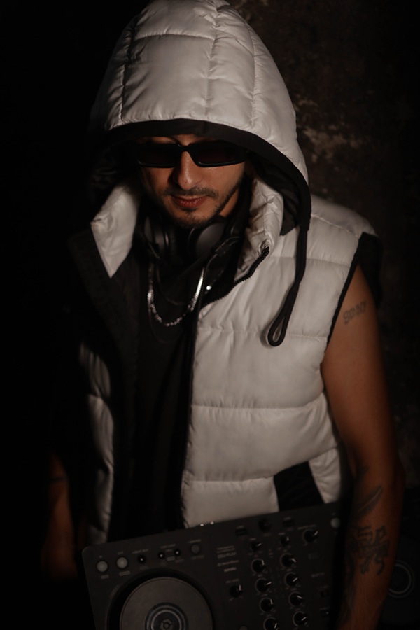 DJ Chirag