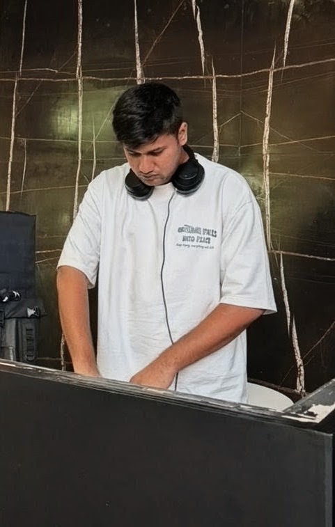 DJ SAQLN