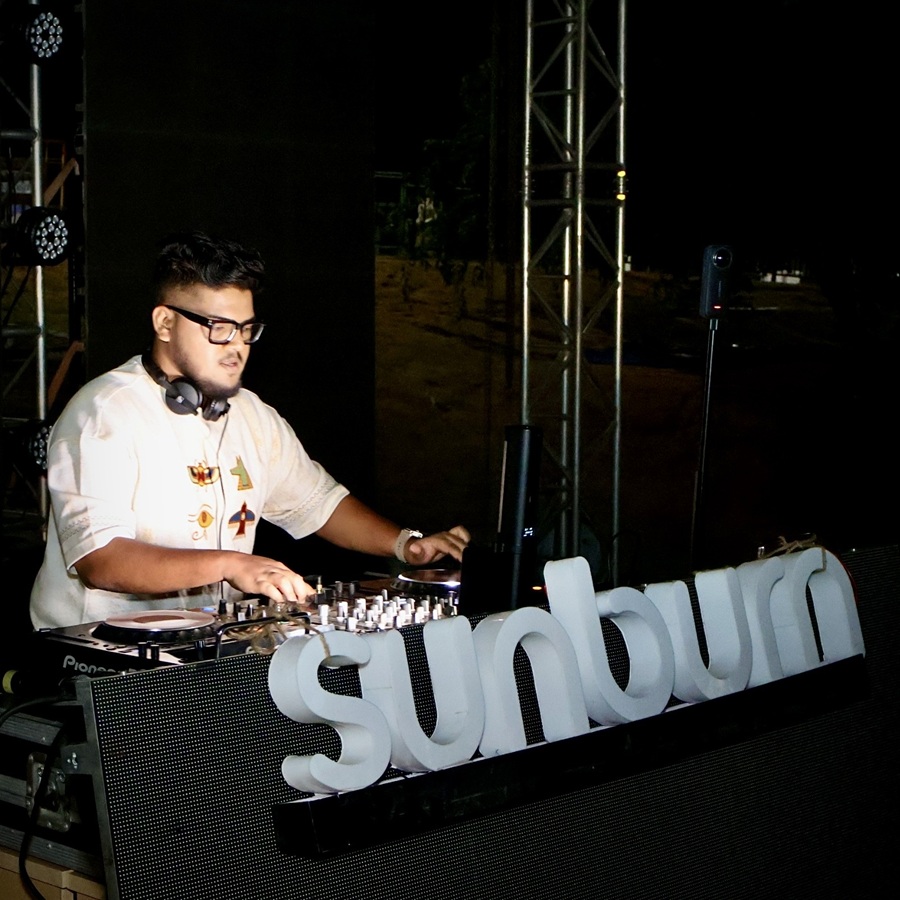 DJ YASH INDIA