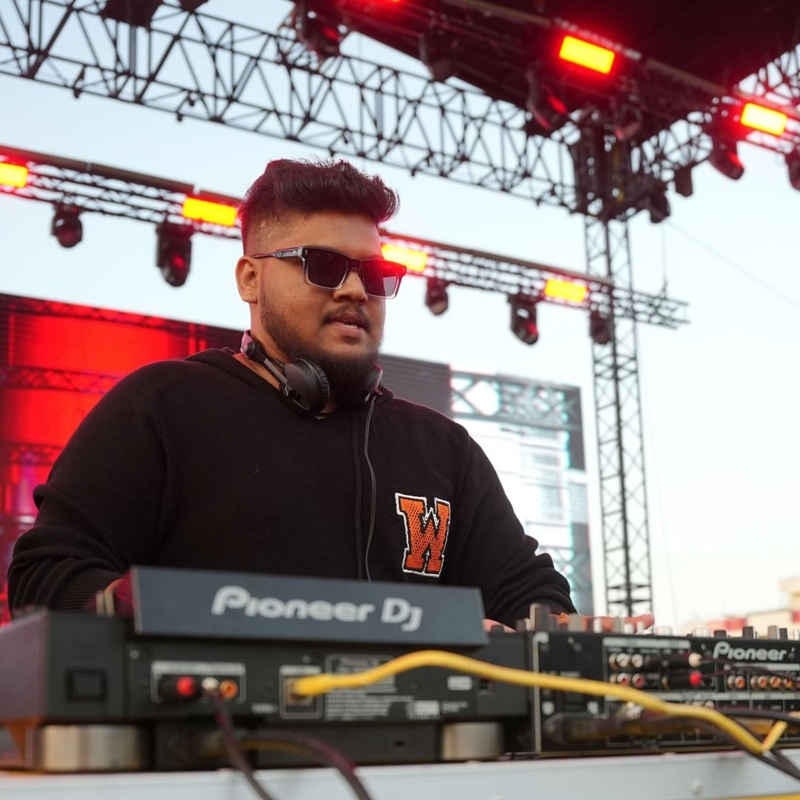 DJ YASH INDIA