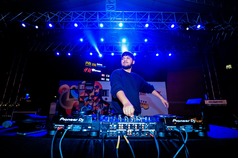 DJ YASH INDIA